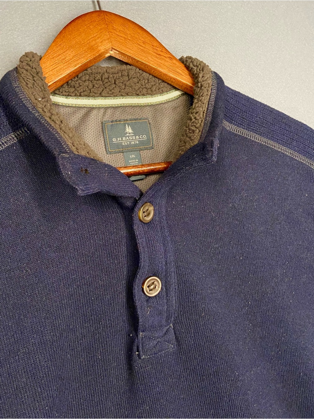 G.H. Bass & Co. Navy Henley with Brown Sherpa Collar